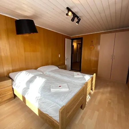 Apartment Diana - Spacious Flat - Village Core - South Facing - Ski-in/ski-out