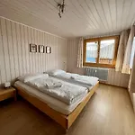 Diana - Spacious Flat - Village Core - South Facing - Ski-in/ski-out بيتميرلاب