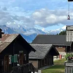 Diana - Spacious Flat - Village Core - South Facing - Ski-in/ski-out *
